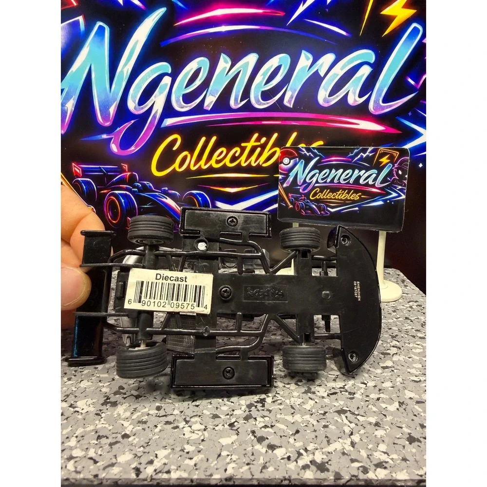 Gear Up Hunter Power Kart Apex 38 Diecast Racing Go-Kart Black Blue Super Engine